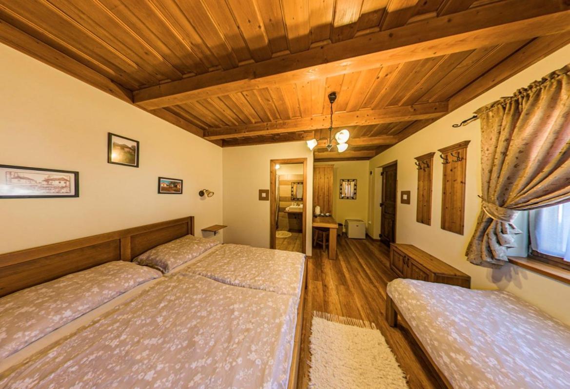 Toth Vendeghaz Es Apartmanhaz Ujfeherto Exteriér fotografie