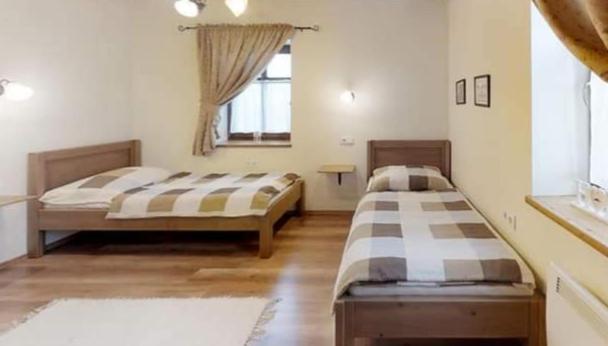 Toth Vendeghaz Es Apartmanhaz Ujfeherto Exteriér fotografie