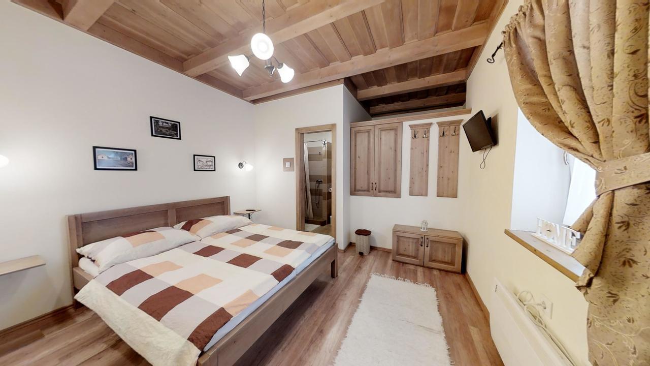 Toth Vendeghaz Es Apartmanhaz Ujfeherto Exteriér fotografie