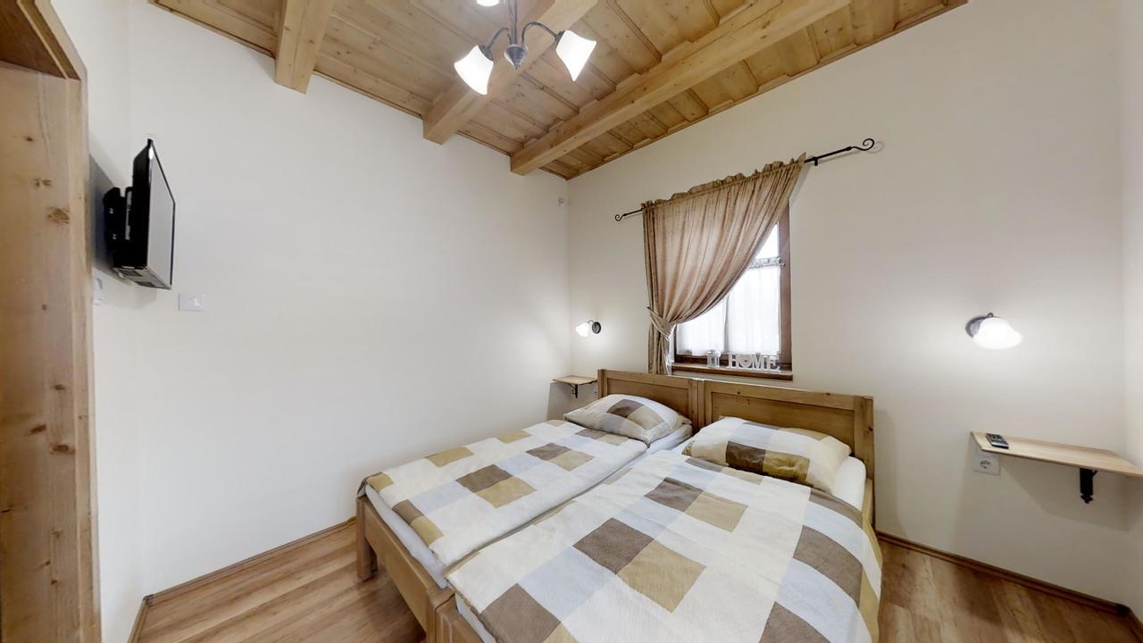 Toth Vendeghaz Es Apartmanhaz Ujfeherto Exteriér fotografie