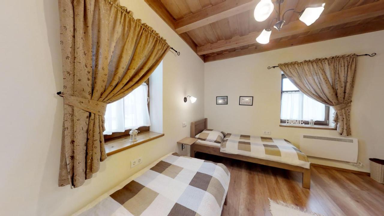Toth Vendeghaz Es Apartmanhaz Ujfeherto Exteriér fotografie